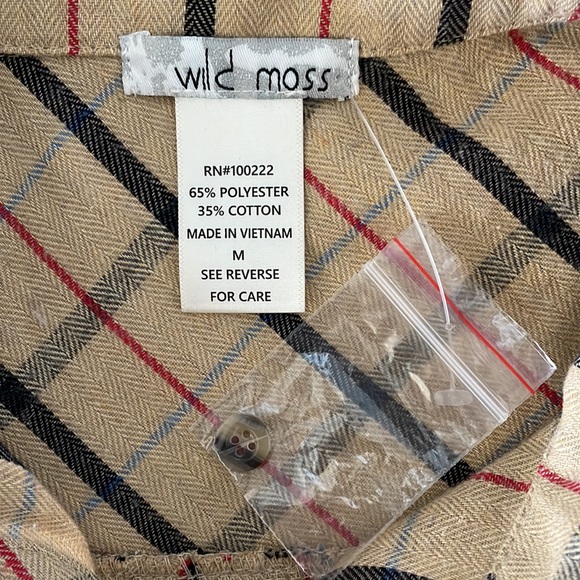 WILD MOSS | TAN PLAID BOYFRIEND LONG SLEEVE WOVEN FLANNEL SHIRT | Size Medium - Picture 6 of 9
